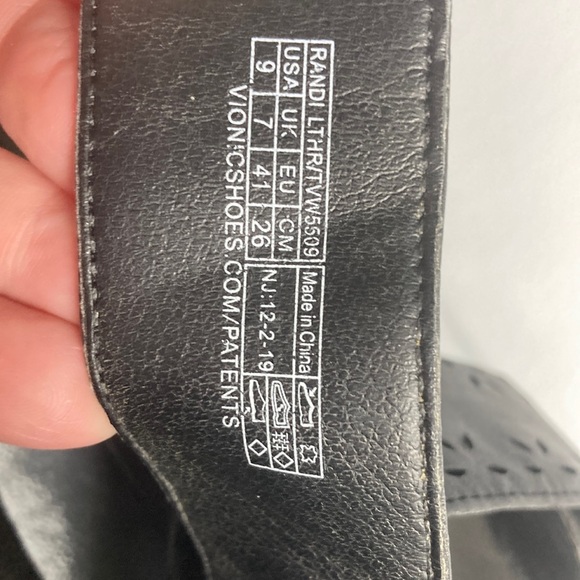 Vionic Black Adjustable Velcro Slide Sandals Sz 9 - Picture 7 of 11